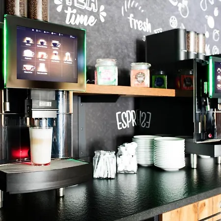 Riku بفولندورف